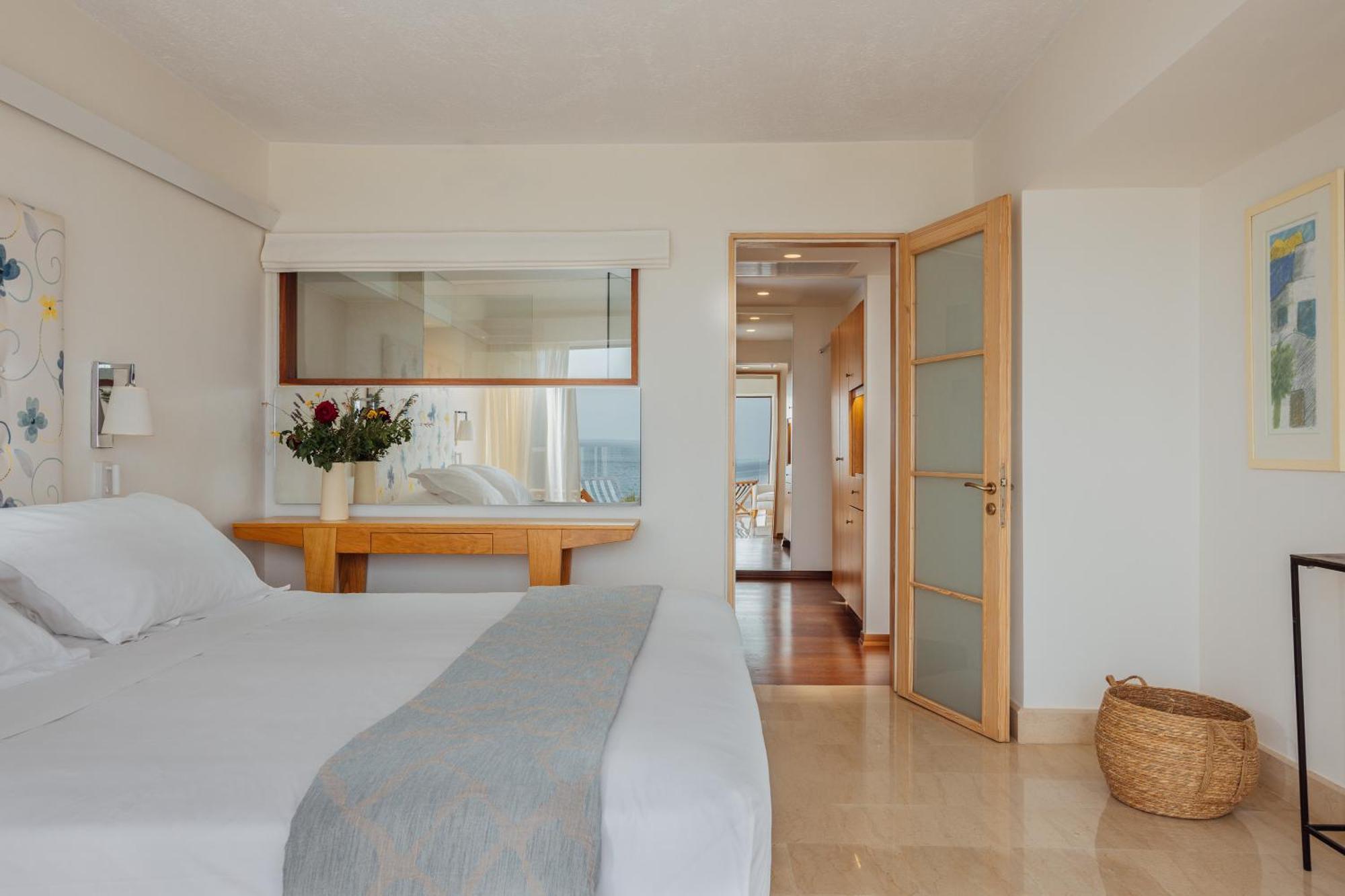 St. Nicolas Bay Resort Hotel & Villas Ágios Nikólaos 외부 사진